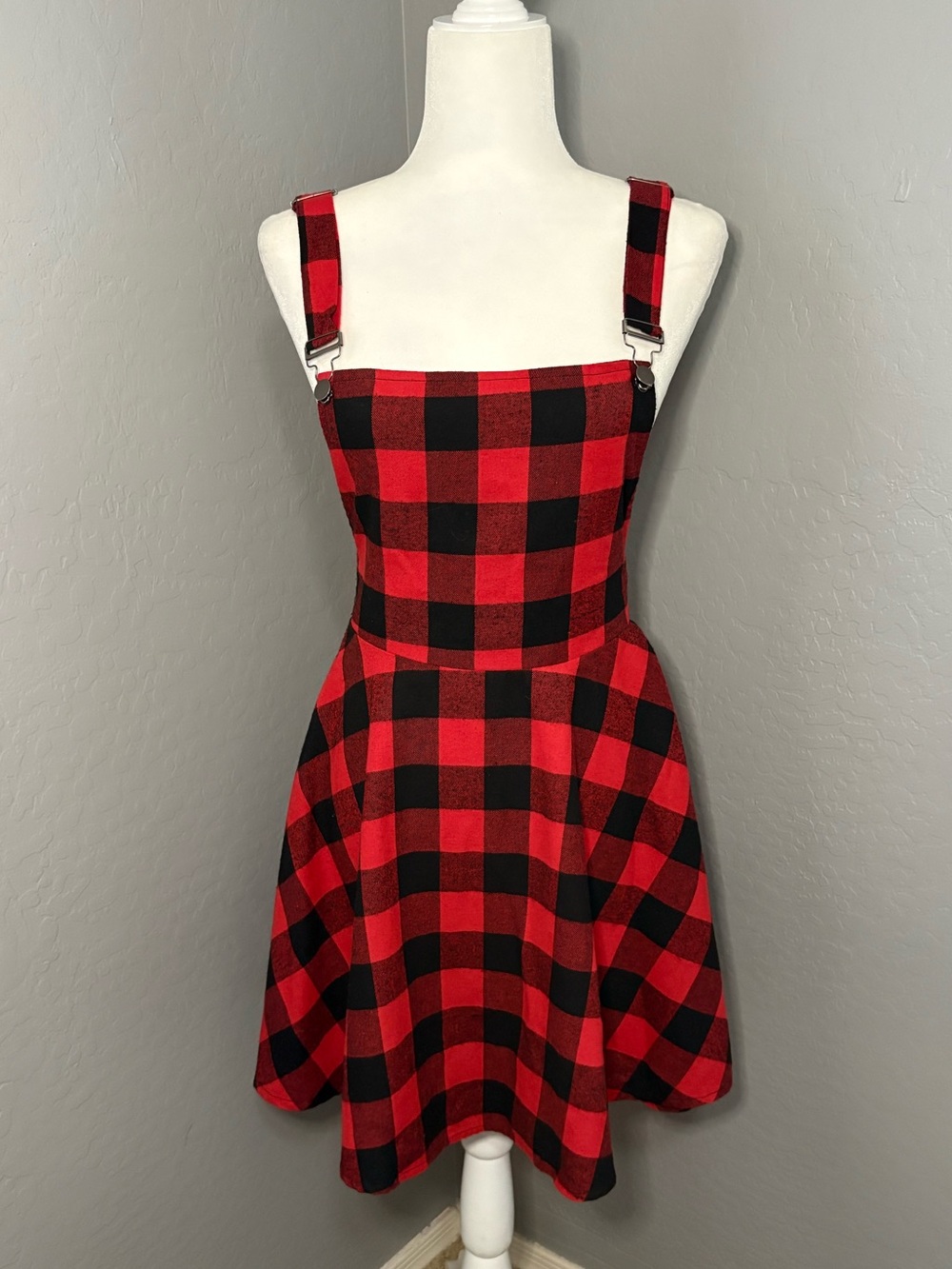 ROMWE Red and Black Plaid Pinafore Mini Dress